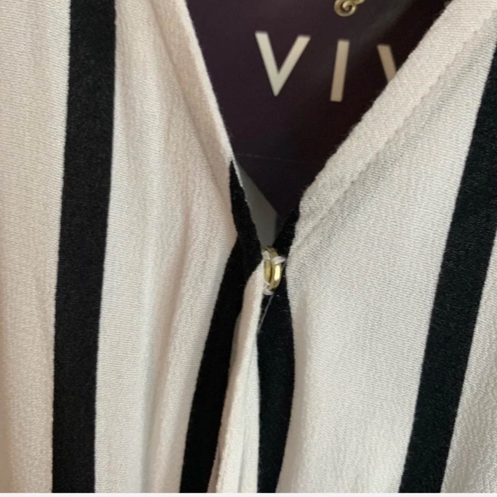 NWT Ava & Viv Plus Size Striped Peplum Blouse - Picture 6 of 8